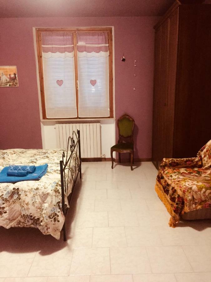 Il Girasole Apartamento Castel Ritaldi Exterior foto