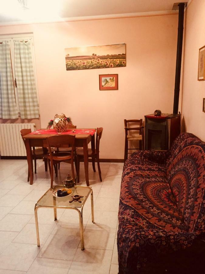 Il Girasole Apartamento Castel Ritaldi Exterior foto