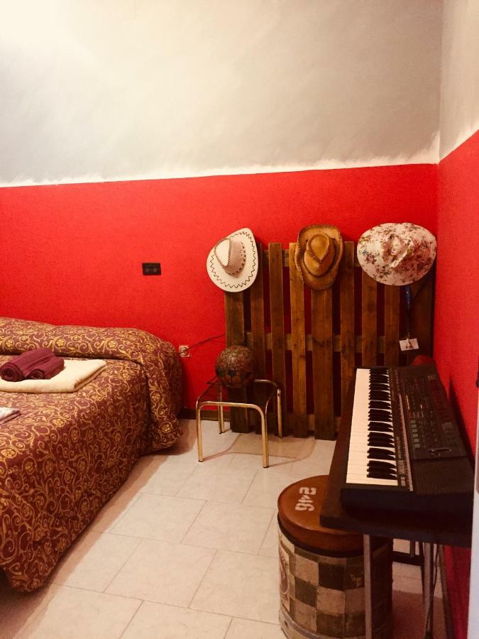 Il Girasole Apartamento Castel Ritaldi Exterior foto